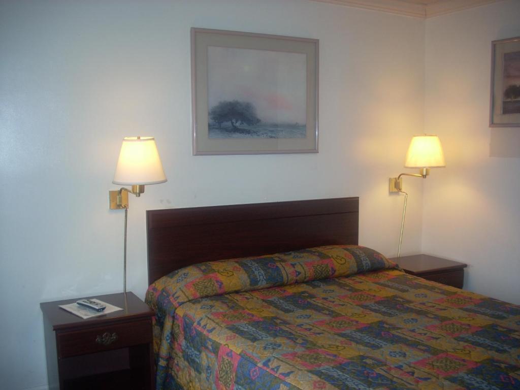 Economy Inn Seaside Exterior foto